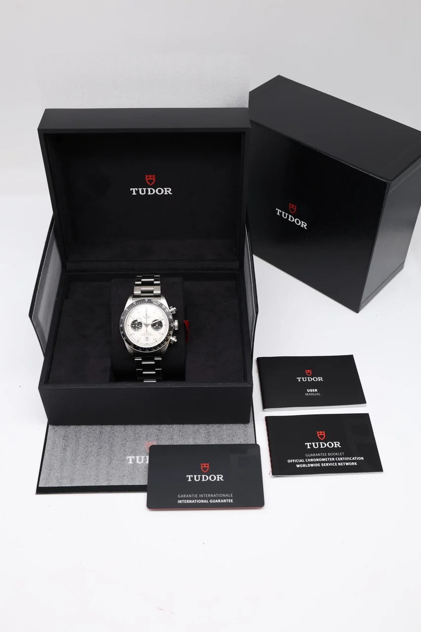 Tudor Tudor Black Bay Chrono 41 Steel Black Bezel – Ref. M79360N-0002, very good – 9/10
