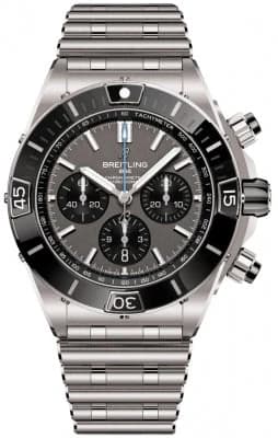 Breitling Super Chronomat – Ref. EB0136251M1E1, Wie neu