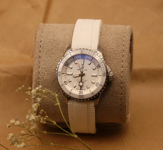 Breitling Superocean – Ref. A17377211A1S1, like new – 2/2