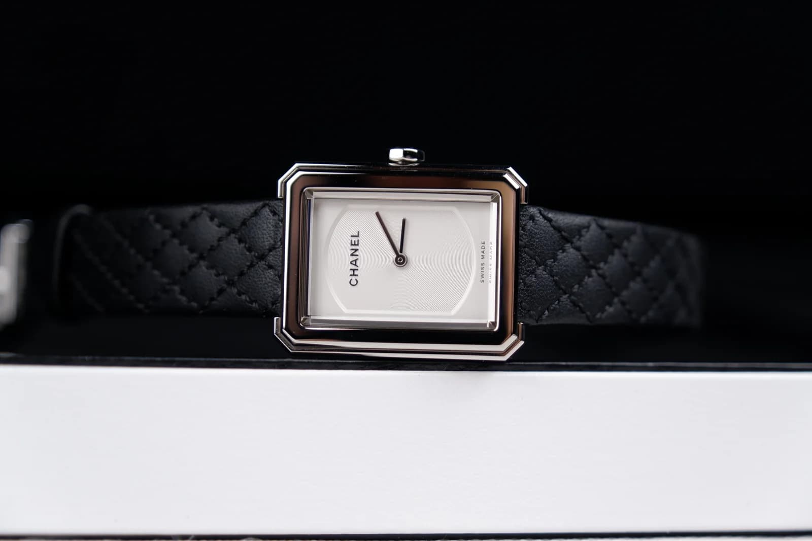 Chanel Products Boyfriend Neu – Ref. H6401, Wie neu