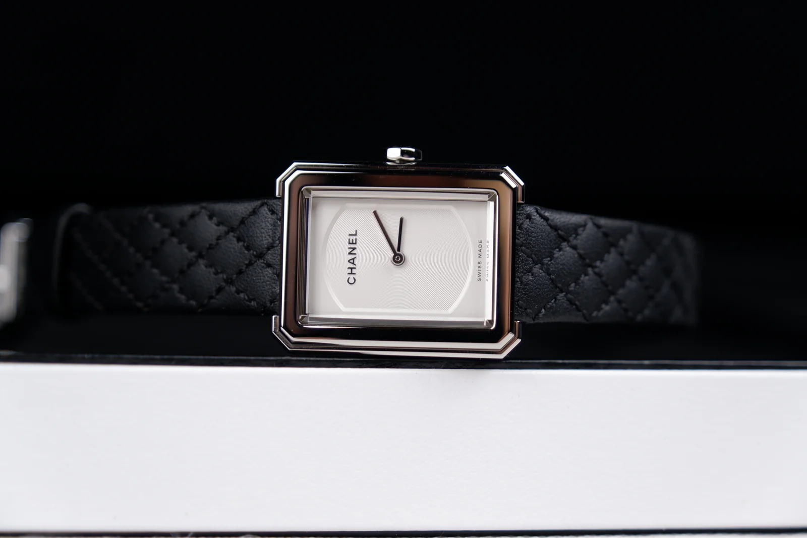 Chanel Products Boyfriend Neu – Ref. H6401, Wie neu – 1/2