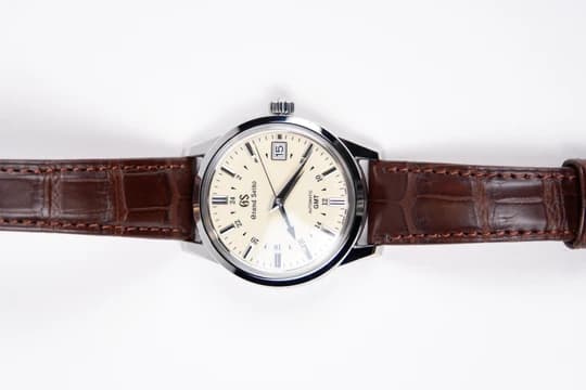Grand Seiko Elegance Collection – Ref. SBGM221, Neu – Bild 2/2
