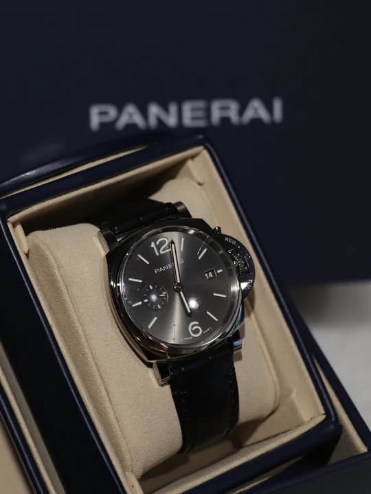 Panerai Luminor Due – Ref. PAM01250, Wie neu – Bild 2/2