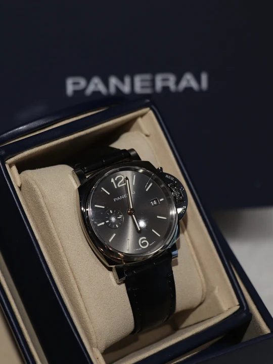 Panerai Luminor Due – Ref. PAM01250, like new – 2/2
