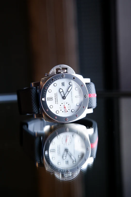 Panerai Submersible – Ref. PAM01579, like new – 2/2