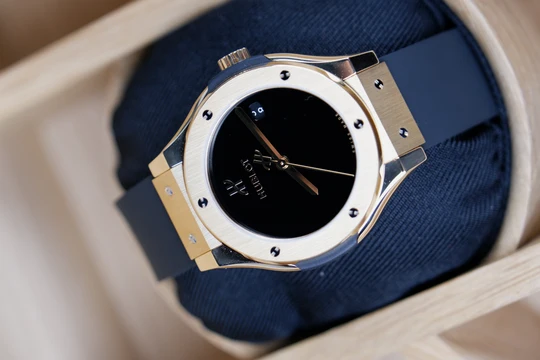 Hublot Classic Fusion – Ref. 565.VX.1230.RX.MDM, Wie neu – 2/2