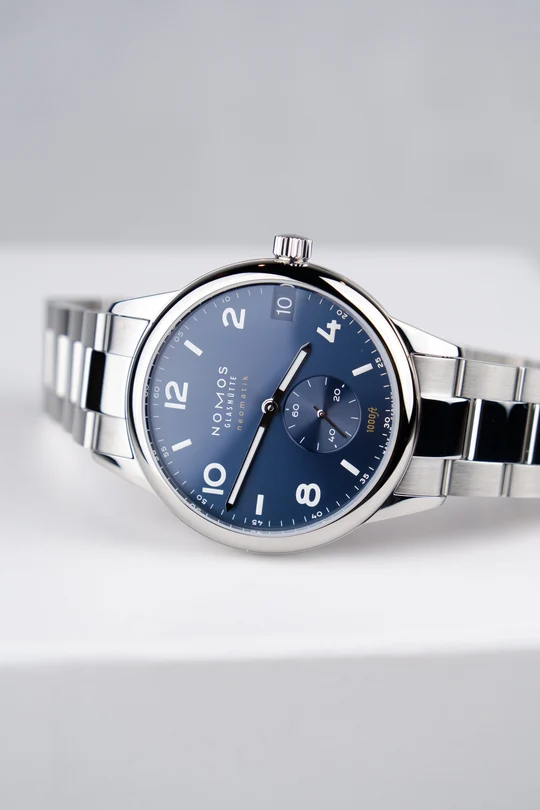 NOMOS Club Neomatik – Ref. 782, Wie neu – 2/2