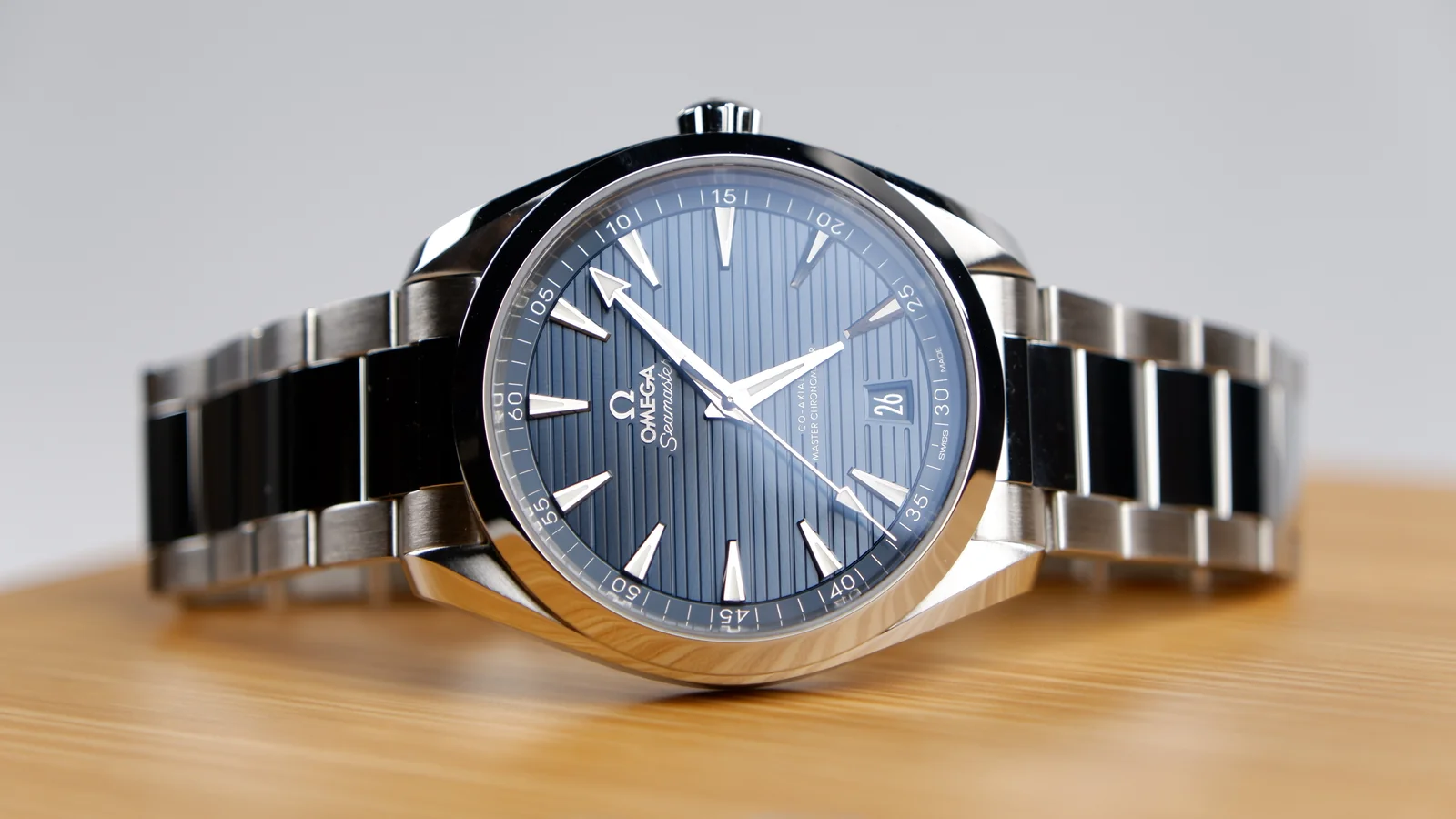 Omega Aqua Terra – Ref. 220.10.41.21.03.004, like new