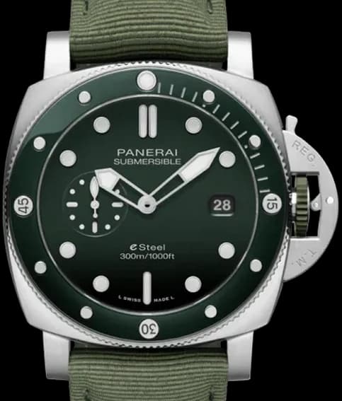 Panerai Submersible – Ref. PAM01287, Wie neu