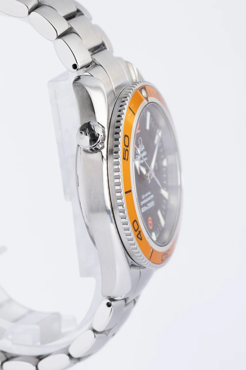 Omega Seamaster Planet Ocean – Ref. 22095000, Gut – 3/9