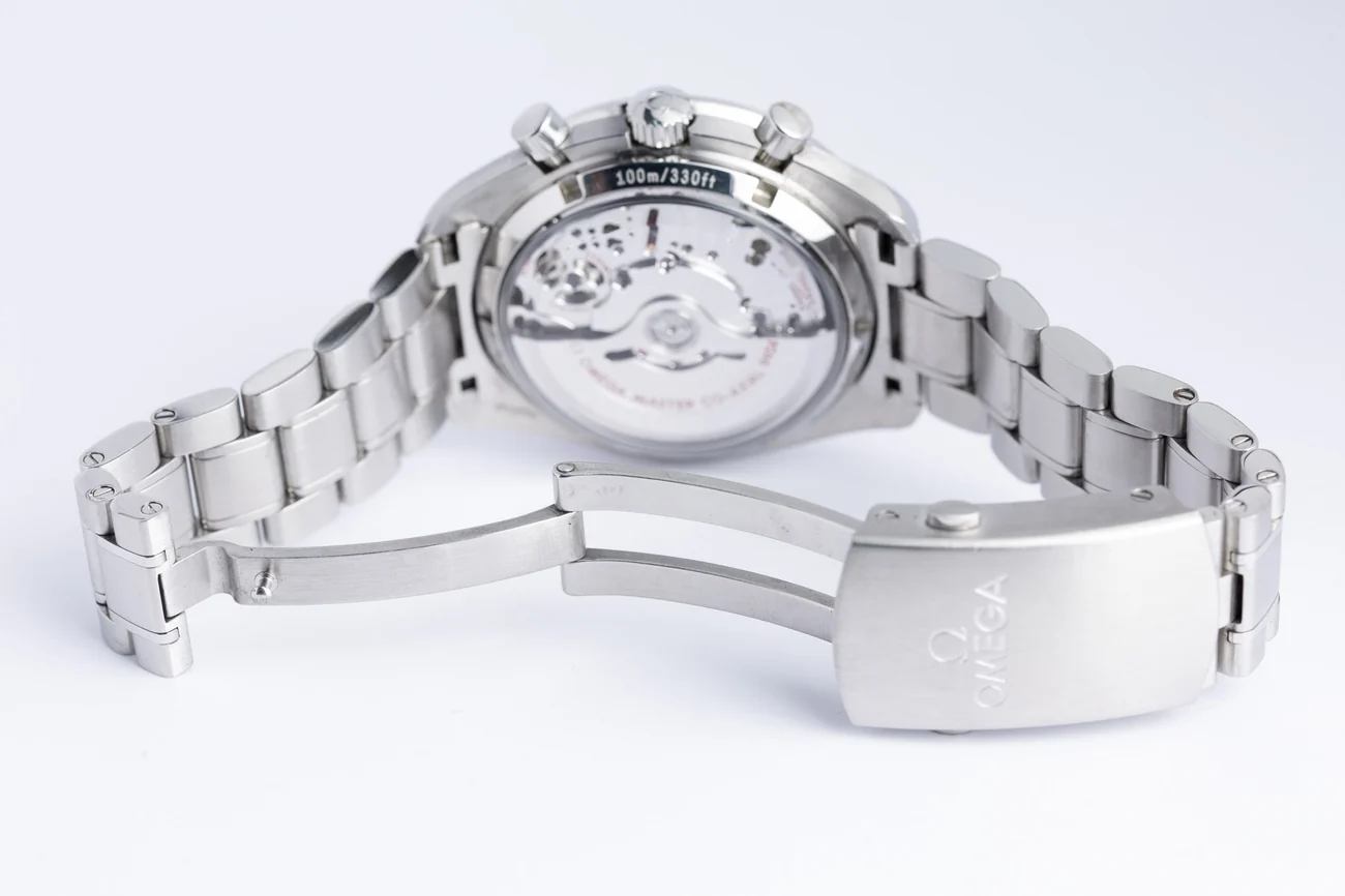 Omega Speedmaster Moonphase – Ref. 30430445201001, Sehr gut – 5/11