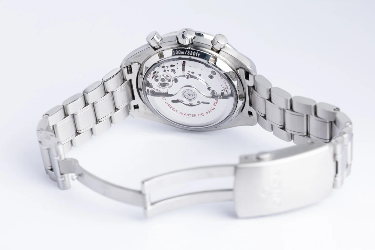 Omega Speedmaster Moonphase – Ref. 30430445201001, Sehr gut – 11/11