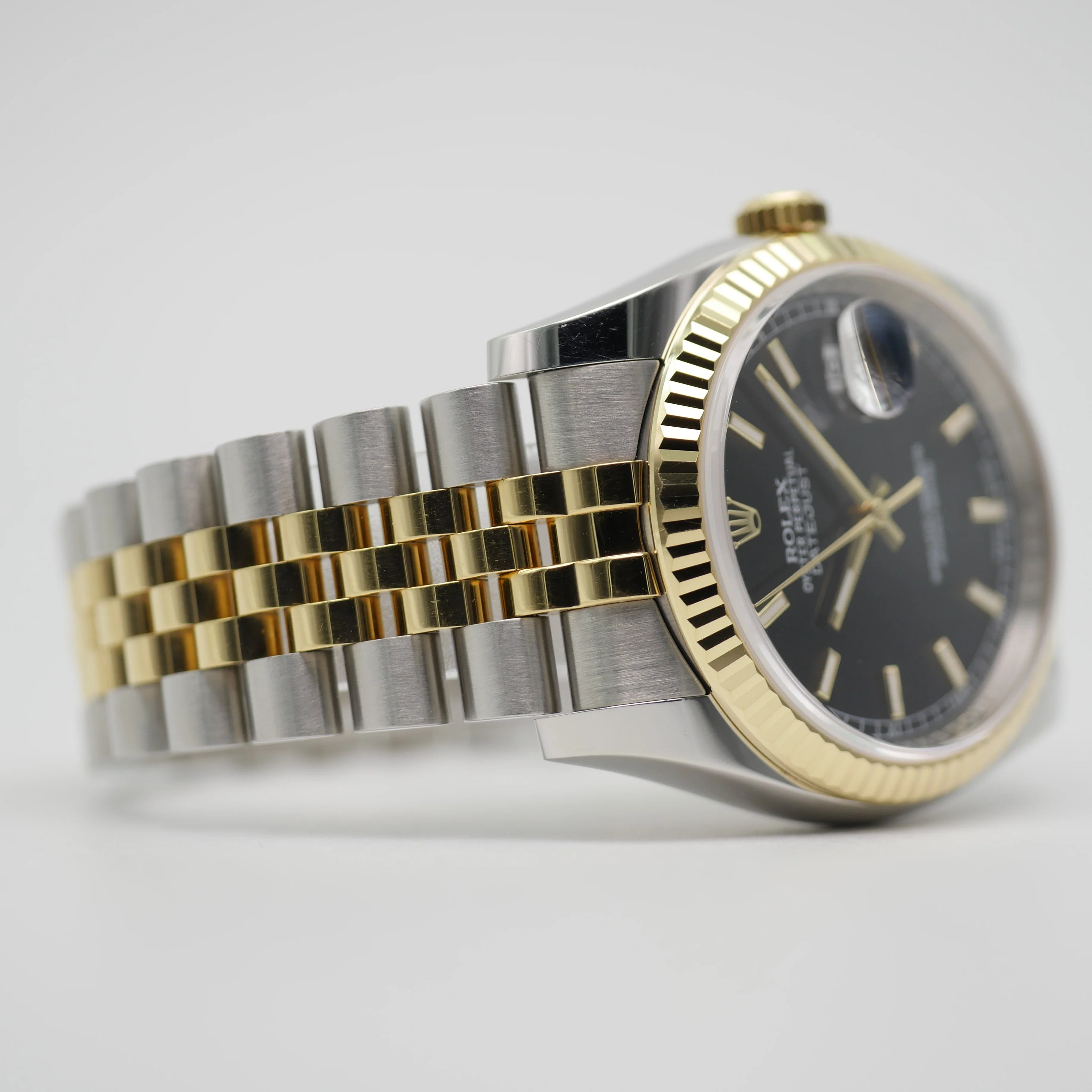 Rolex Datejust 36 – Ref. 116233, like new – 3/6