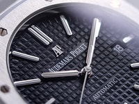 Audemars Piguet Royal Oak – Ref. 15400ST.OO.1220ST.01, Sehr gut – 2/10