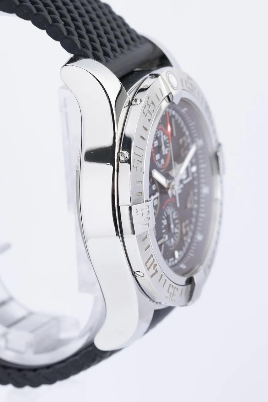 Breitling Avenger – Ref. A13371, very good – 3/9