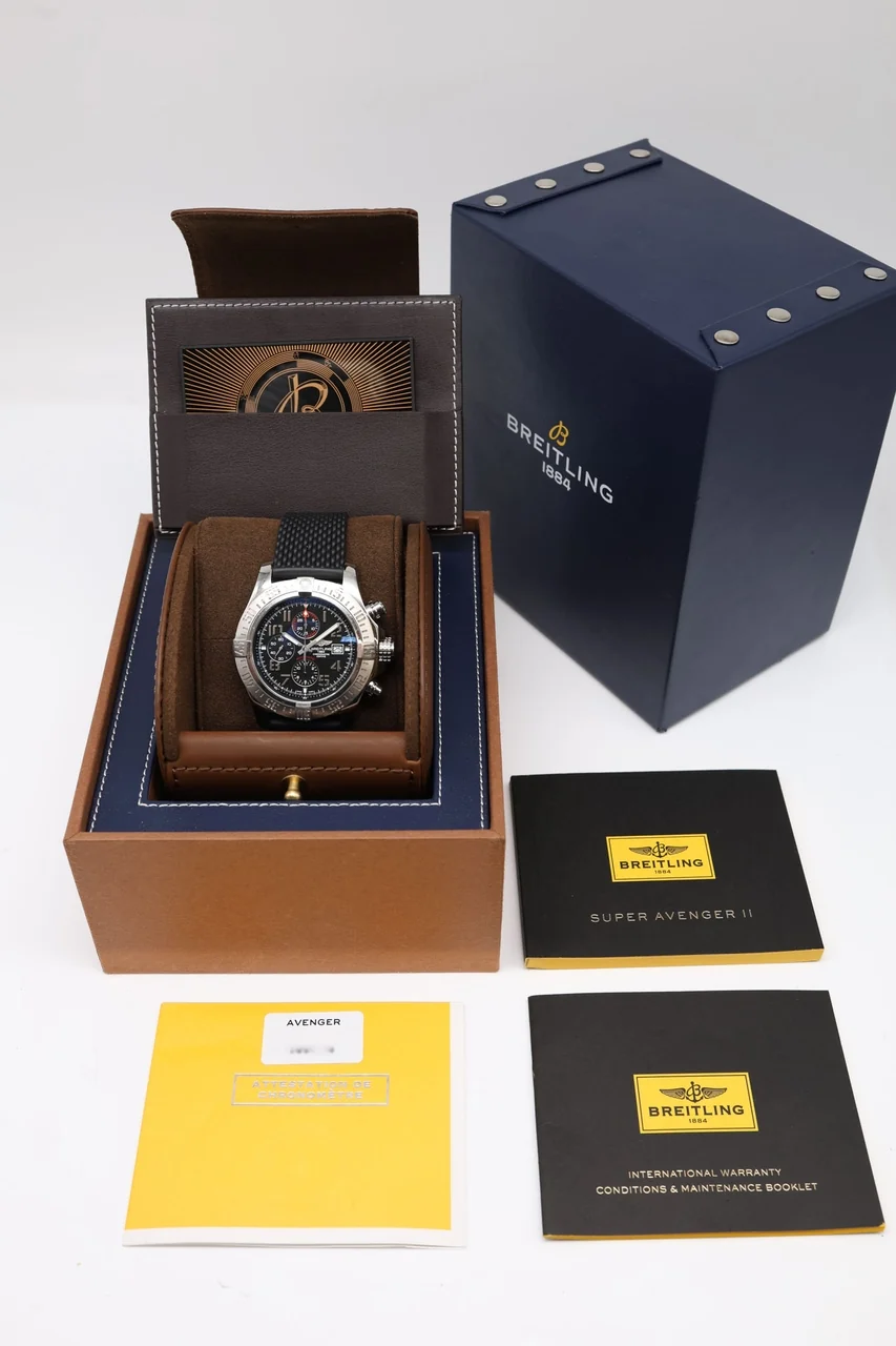 Breitling Avenger – Ref. A13371, very good – 8/9
