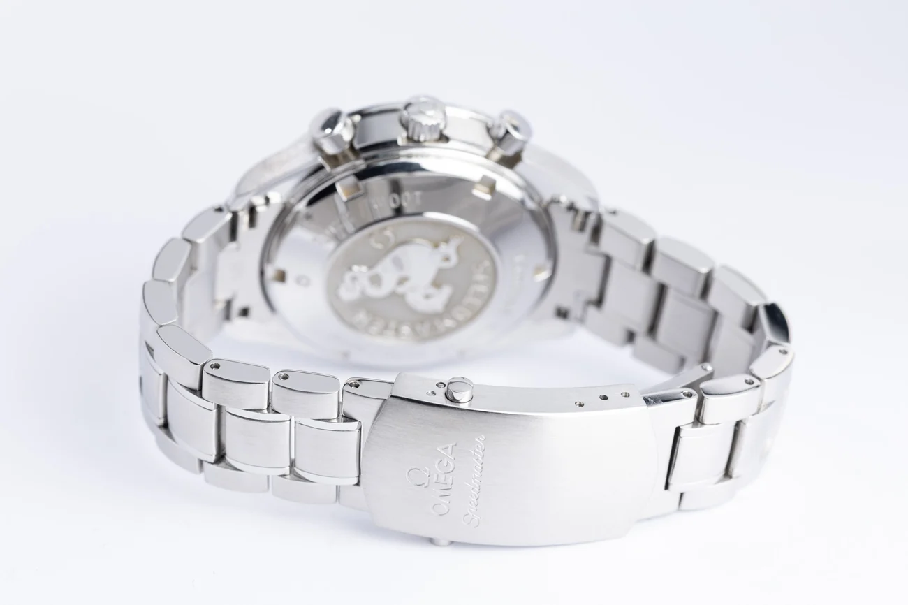 Omega Speedmaster – Ref. 32330404002001, Sehr gut – 10/10