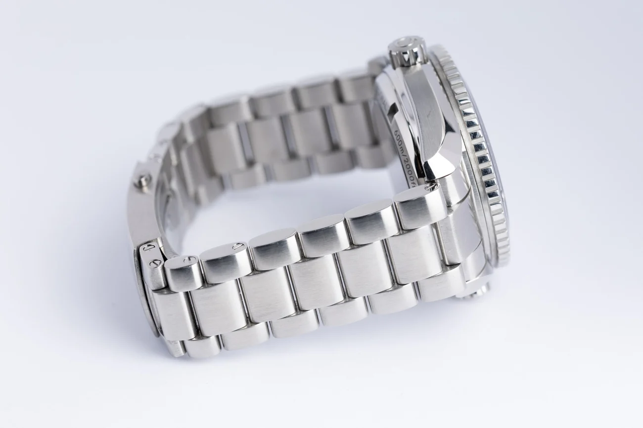 Omega Seamaster Planet Ocean – Ref. 23230422101001, very good – 2/10