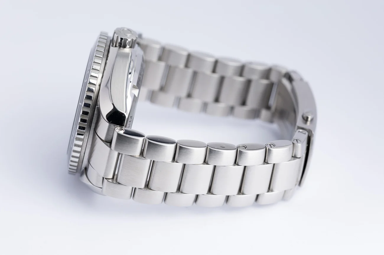 Omega Seamaster Planet Ocean – Ref. 23230422101001, very good – 5/10
