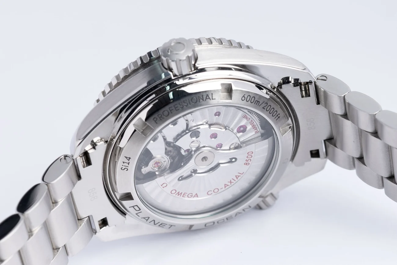 Omega Seamaster Planet Ocean – Ref. 23230422101001, very good – 10/10