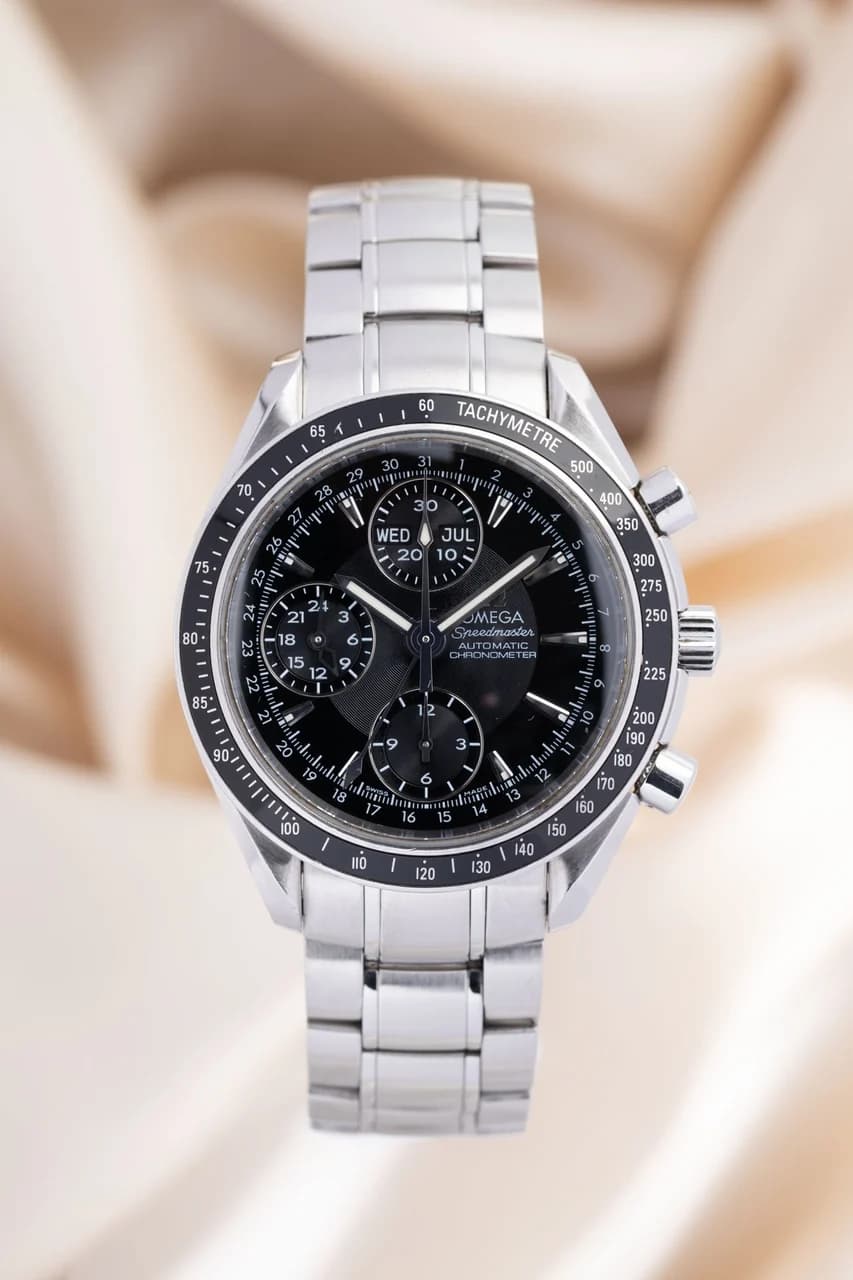 Omega Speedmaster – Ref. 32205000, Sehr gut