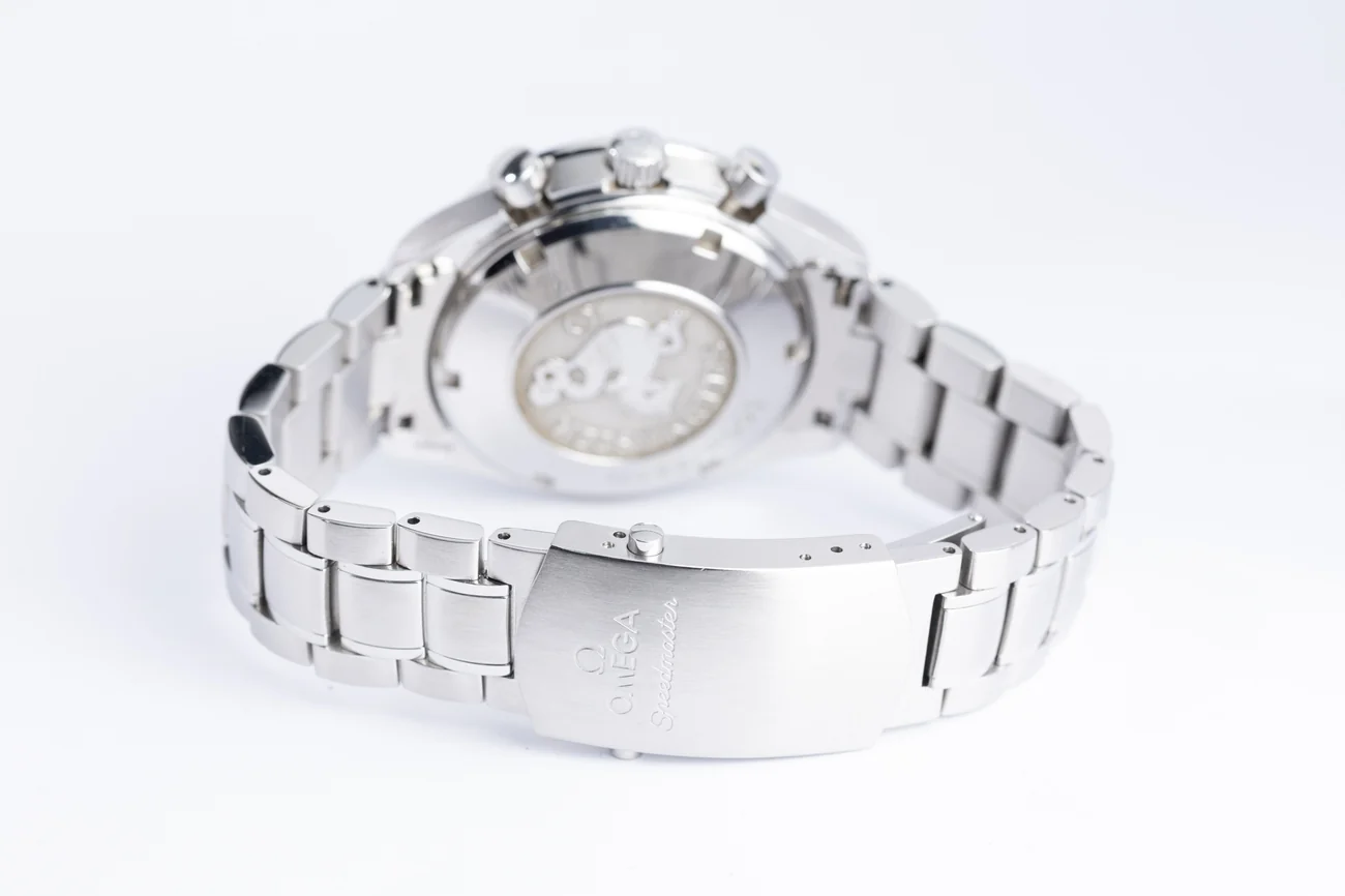 Omega Speedmaster – Ref. 32205000, Sehr gut – 9/9