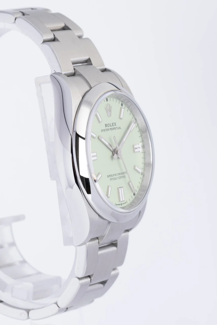 Rolex Perpetual 36 – Ref. 126000, Sehr gut – 2/10