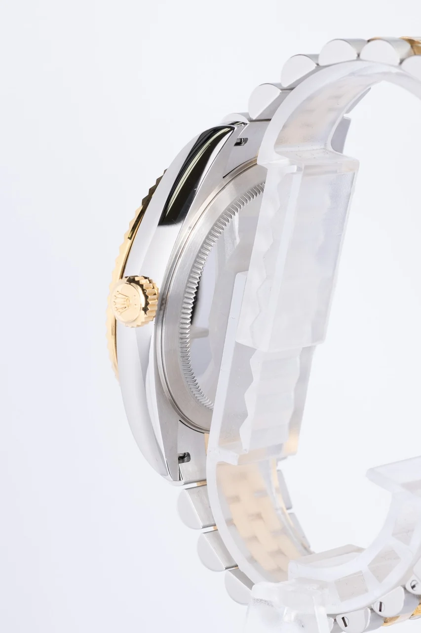 Rolex Sky-Dweller – Ref. 326933, Sehr gut – 4/10