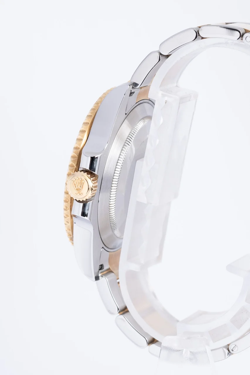 Rolex Submariner – Ref. 116613LB, Sehr gut – 4/10