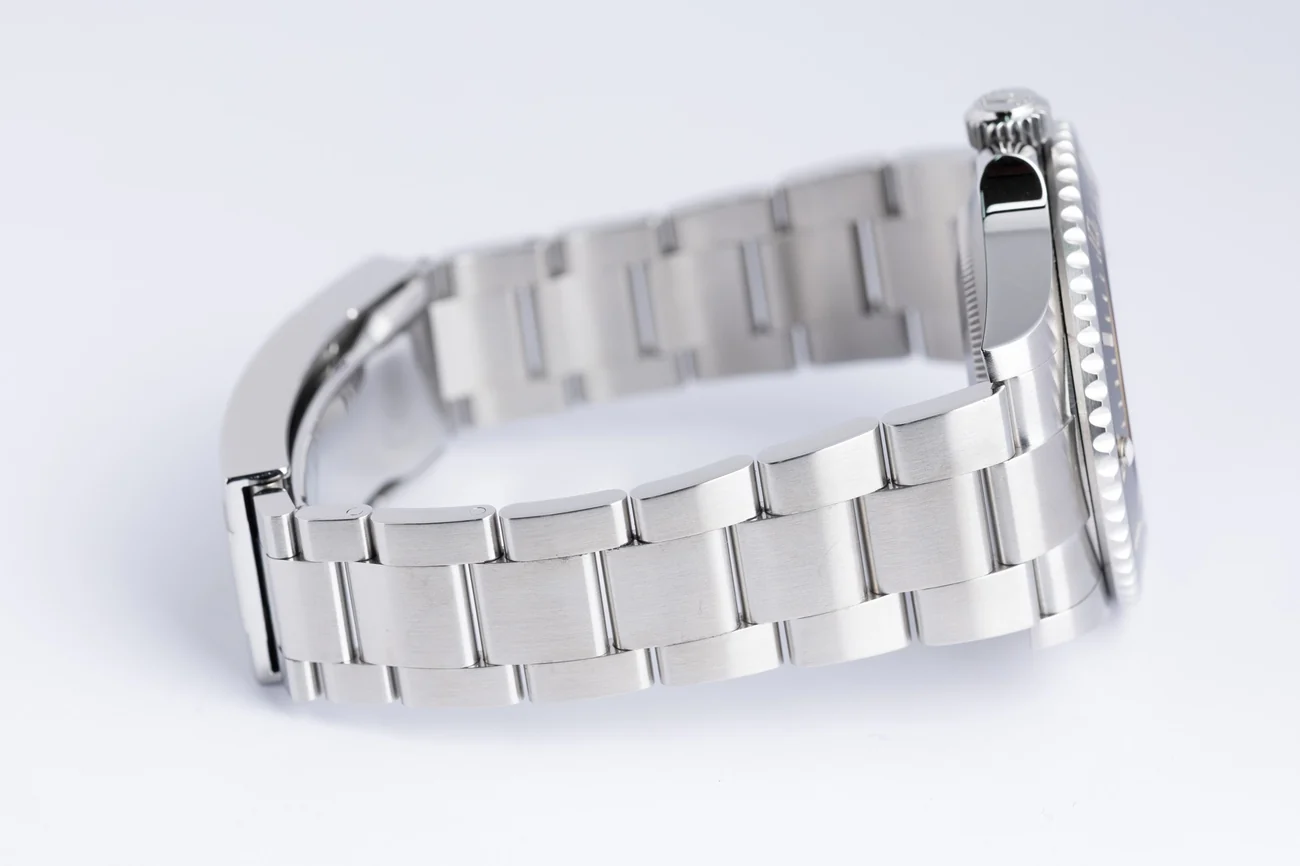 Rolex Submariner – Ref. 124060, Sehr gut – 4/10