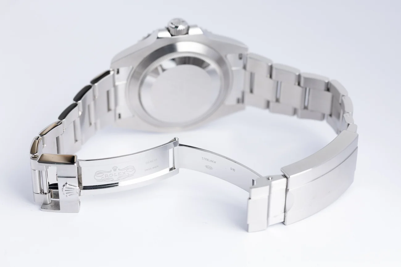 Rolex Submariner – Ref. 124060, Sehr gut – 10/10