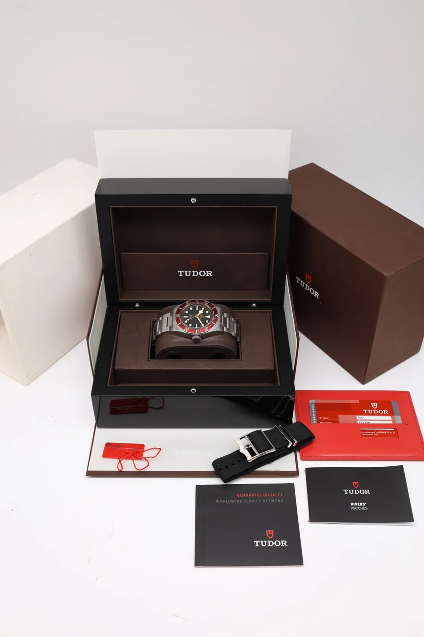 Tudor Black Bay – Ref. 79220R, Sehr gut – 9/10
