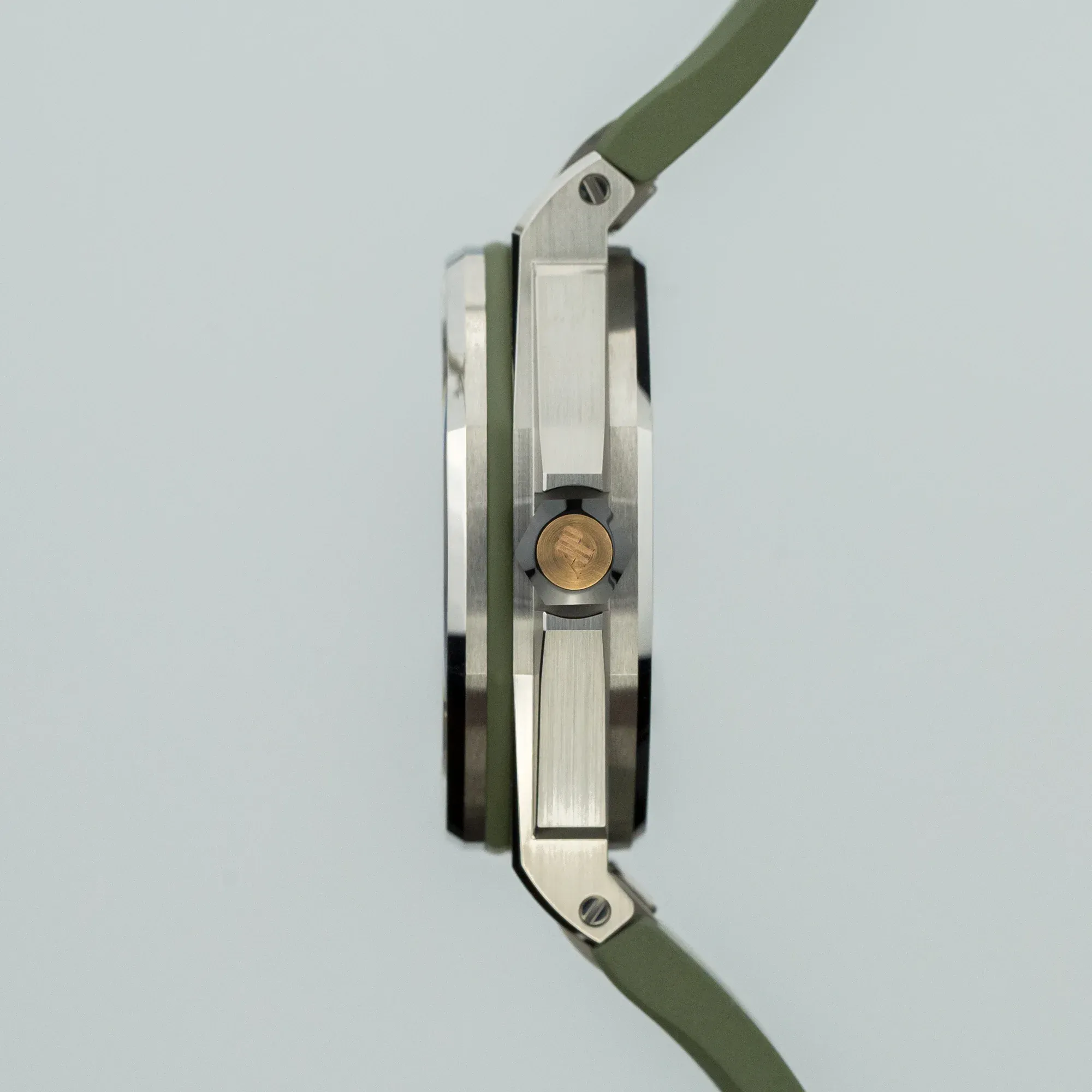 Audemars Piguet Royal Oak Offshore Diver – Ref. 15720ST.OO.A052CA.01, Sehr gut – 6/8