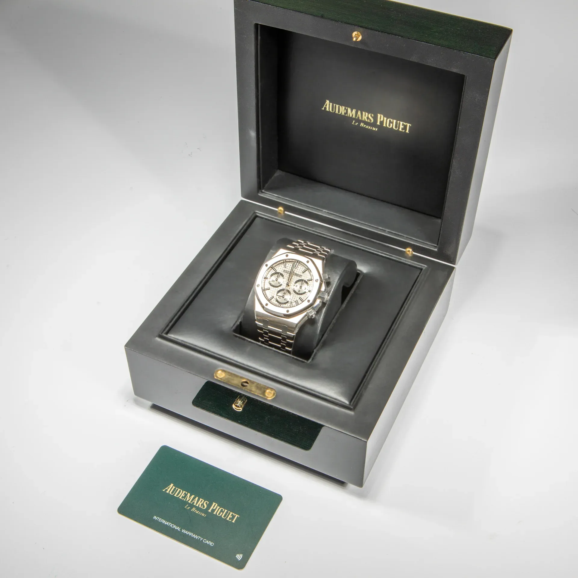 Audemars Piguet Royal Oak Selfwinding – Ref. 26240ST.OO.1320ST.03, Wie neu – 2/6