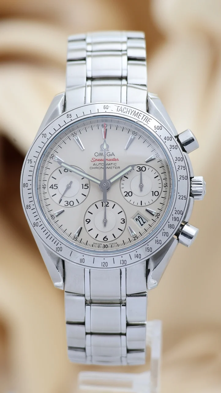 Omega Speedmaster – Ref. 32310404002001, Sehr gut – 1/9