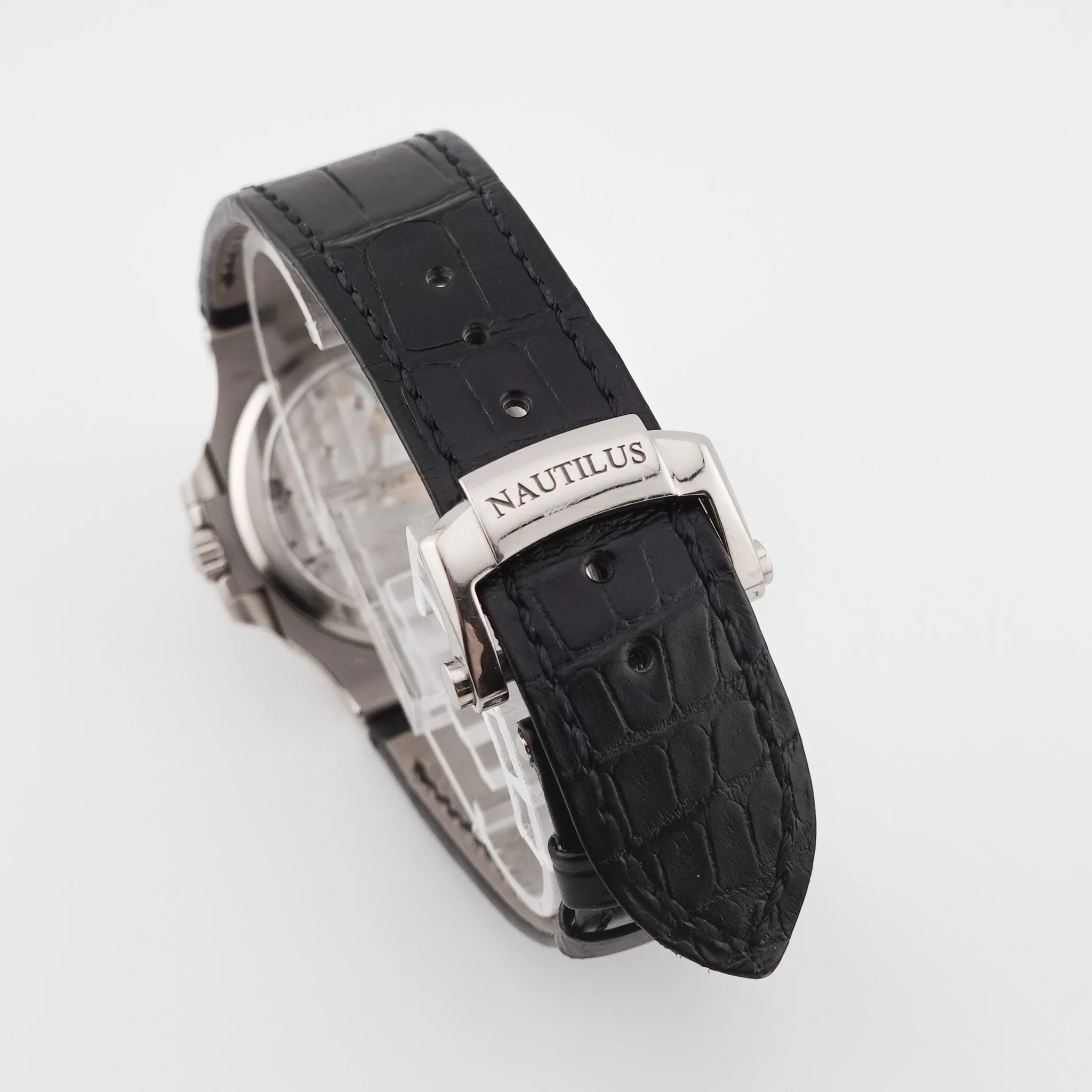 Patek Philippe Nautilus – Ref. 5712G-001, Sehr gut – 2/6