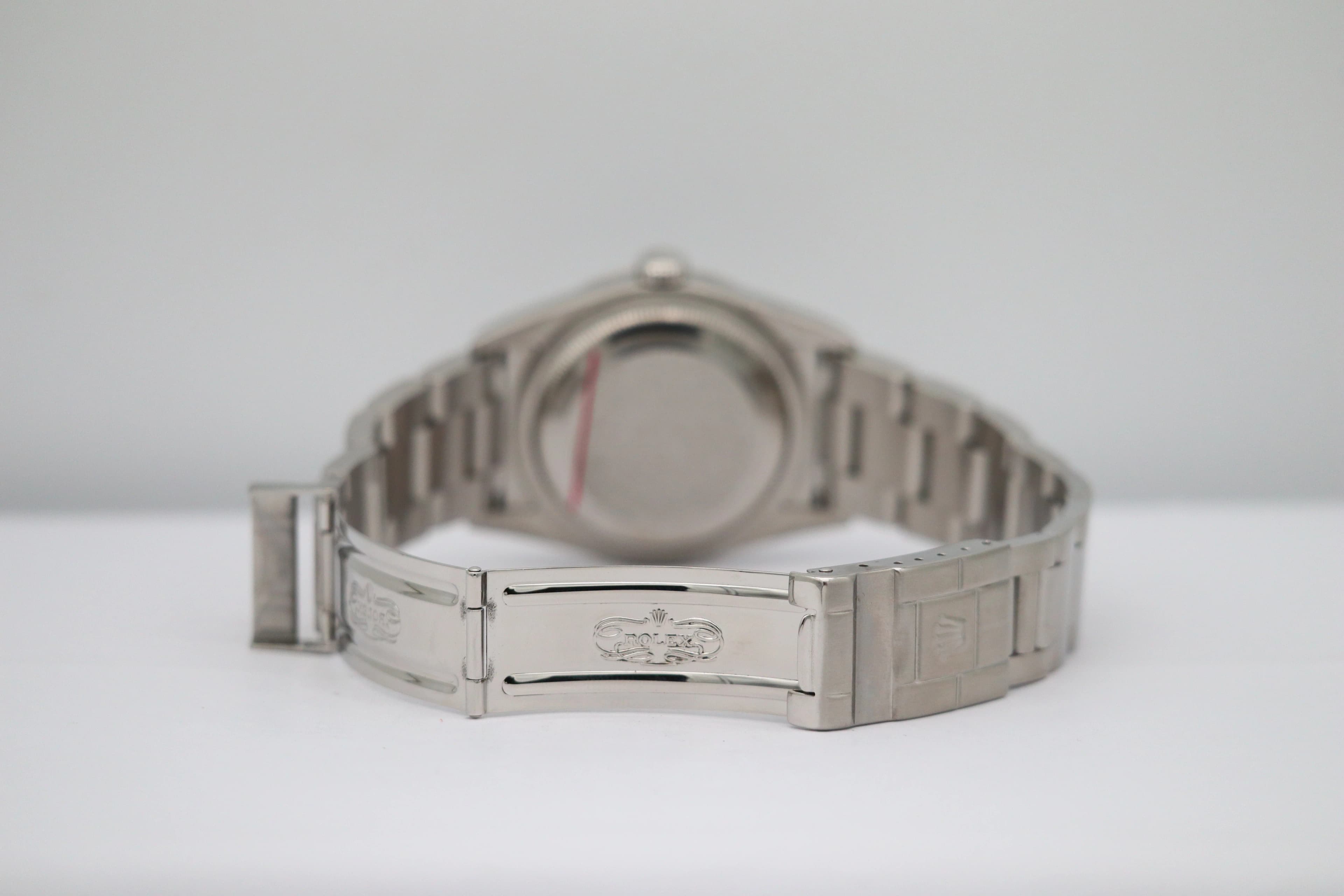 Rolex Explorer – Ref. 114270, Sehr gut – Bild 2/10