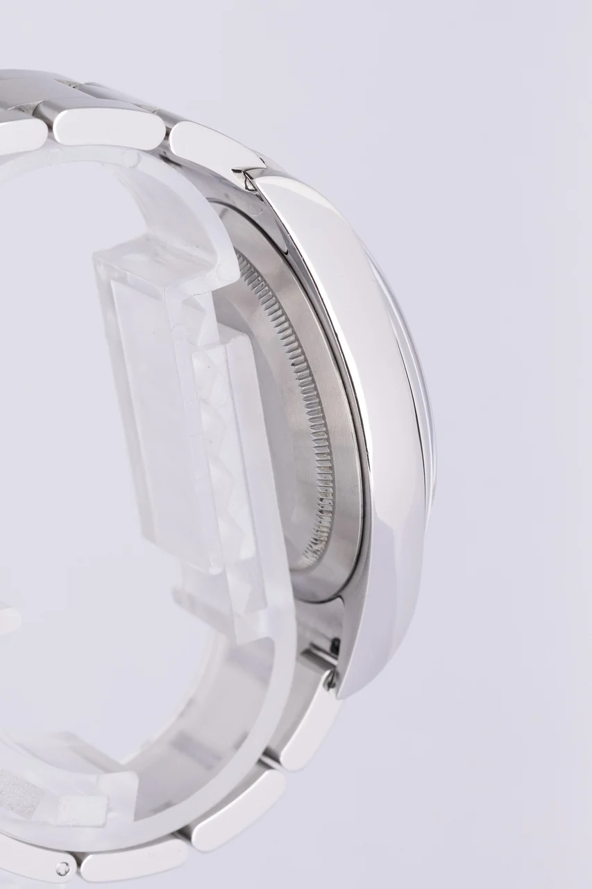 Rolex Oyster Perpetual – Ref. 114300, Sehr gut – 3/9