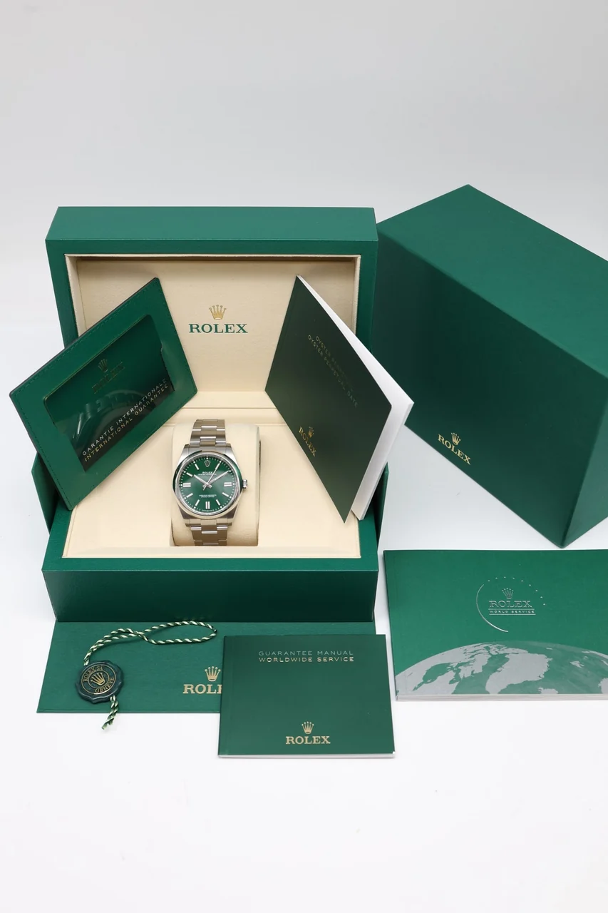 Rolex Oyster Perpetual – Ref. 124300, Sehr gut – 9/10