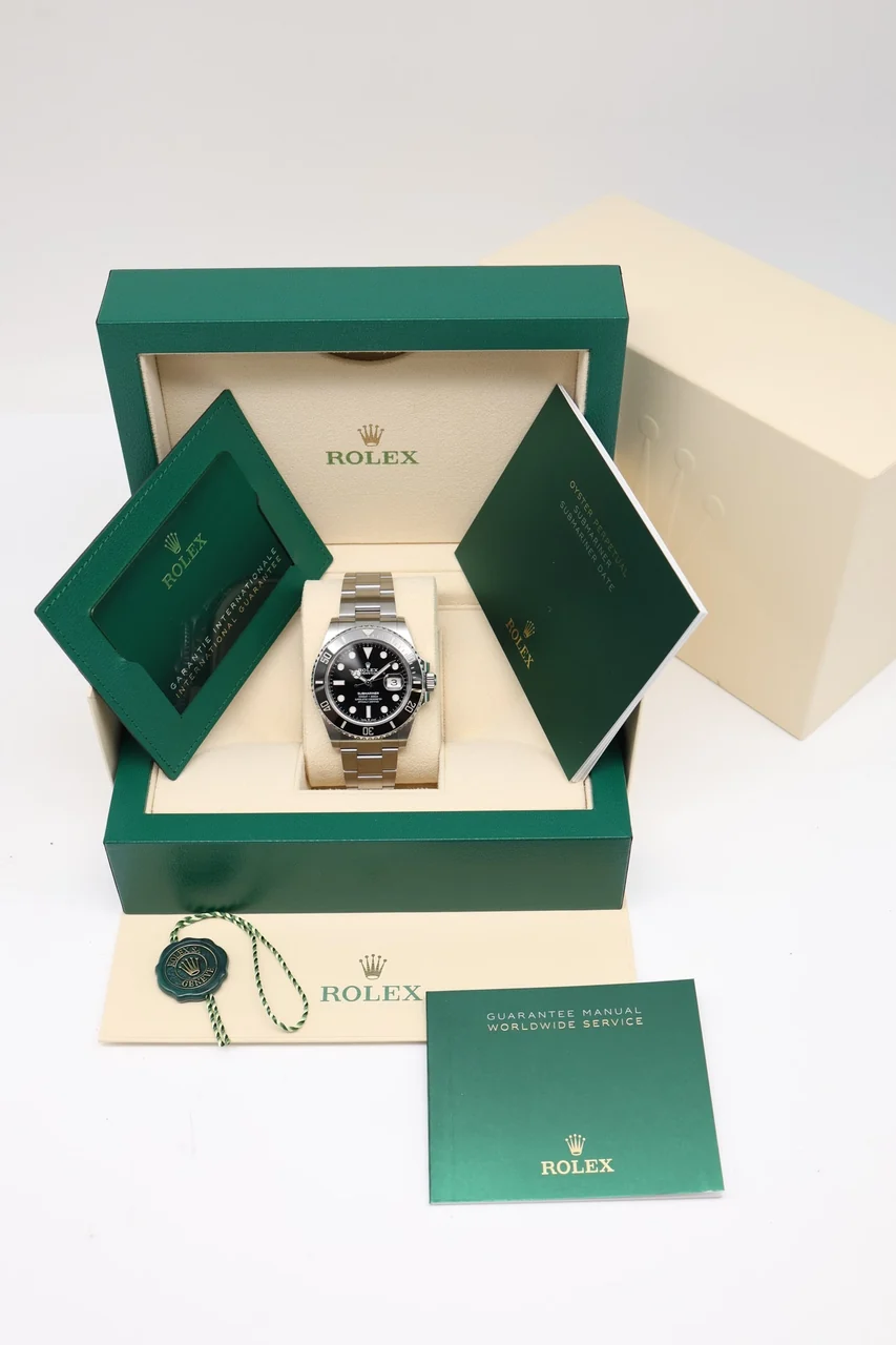 Rolex Submariner – Ref. 126610LN, Sehr gut – 8/10