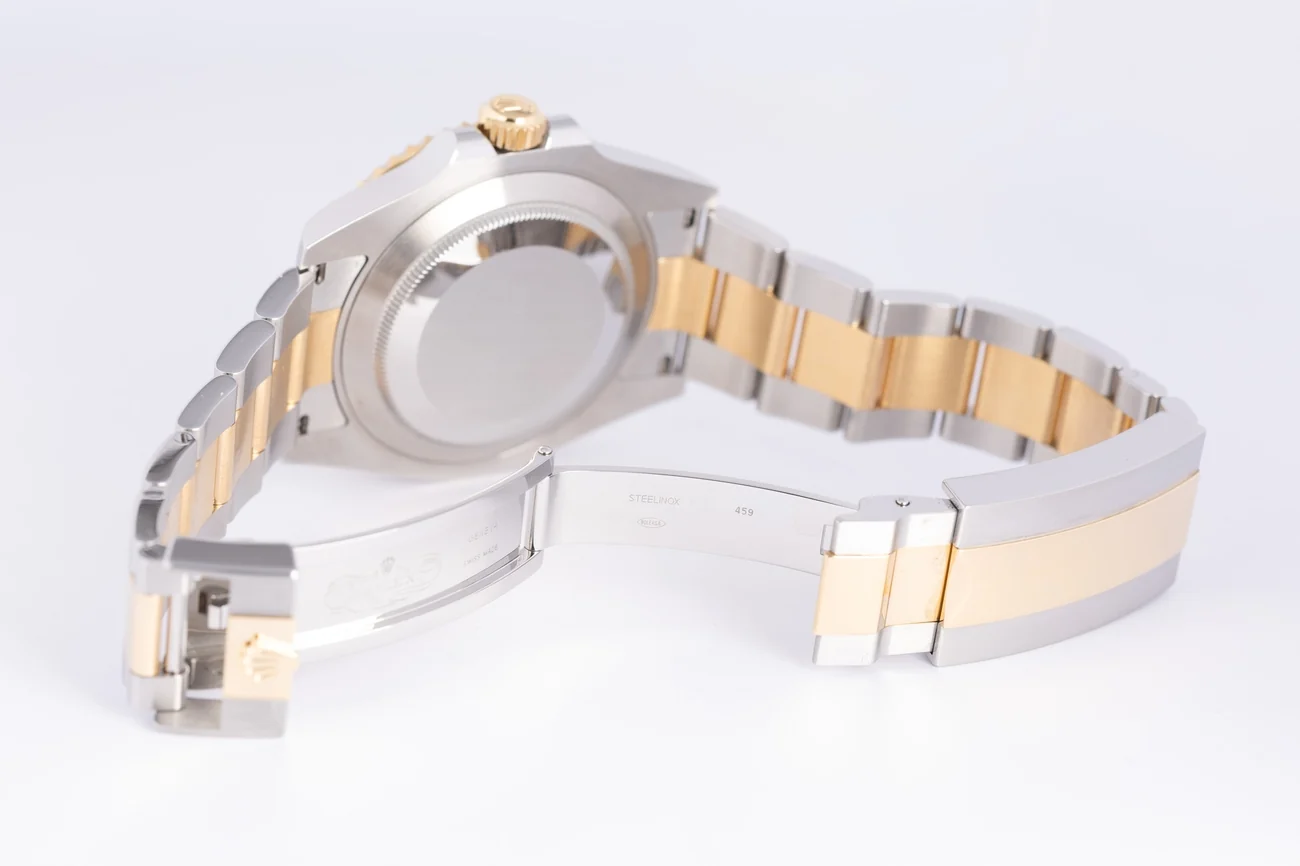 Rolex Submariner – Ref. 126613LB, Sehr gut – 8/10