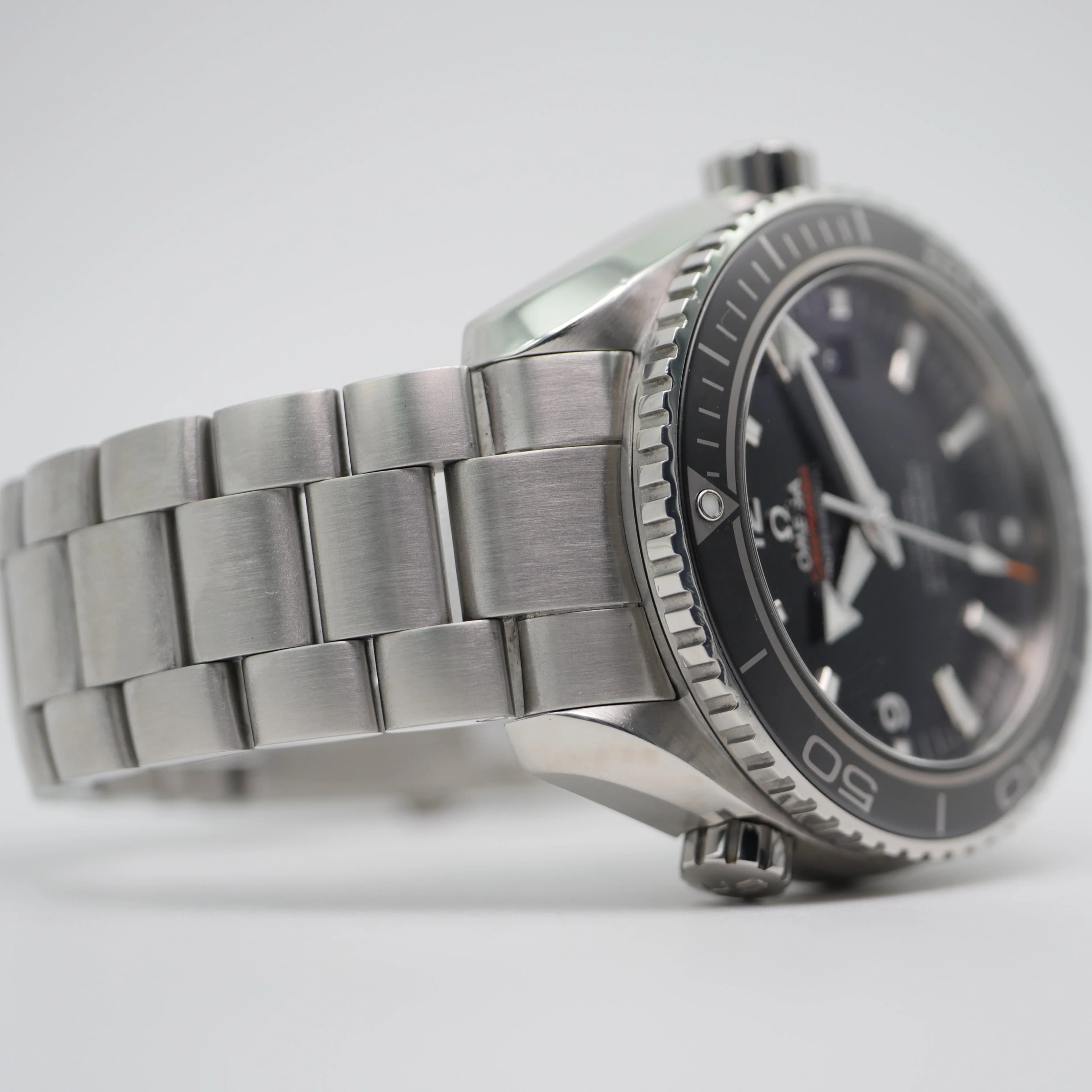 Omega Seamaster Planet Ocean – Ref. 232.30.46.21.01.001, Sehr gut – Bild 2/10