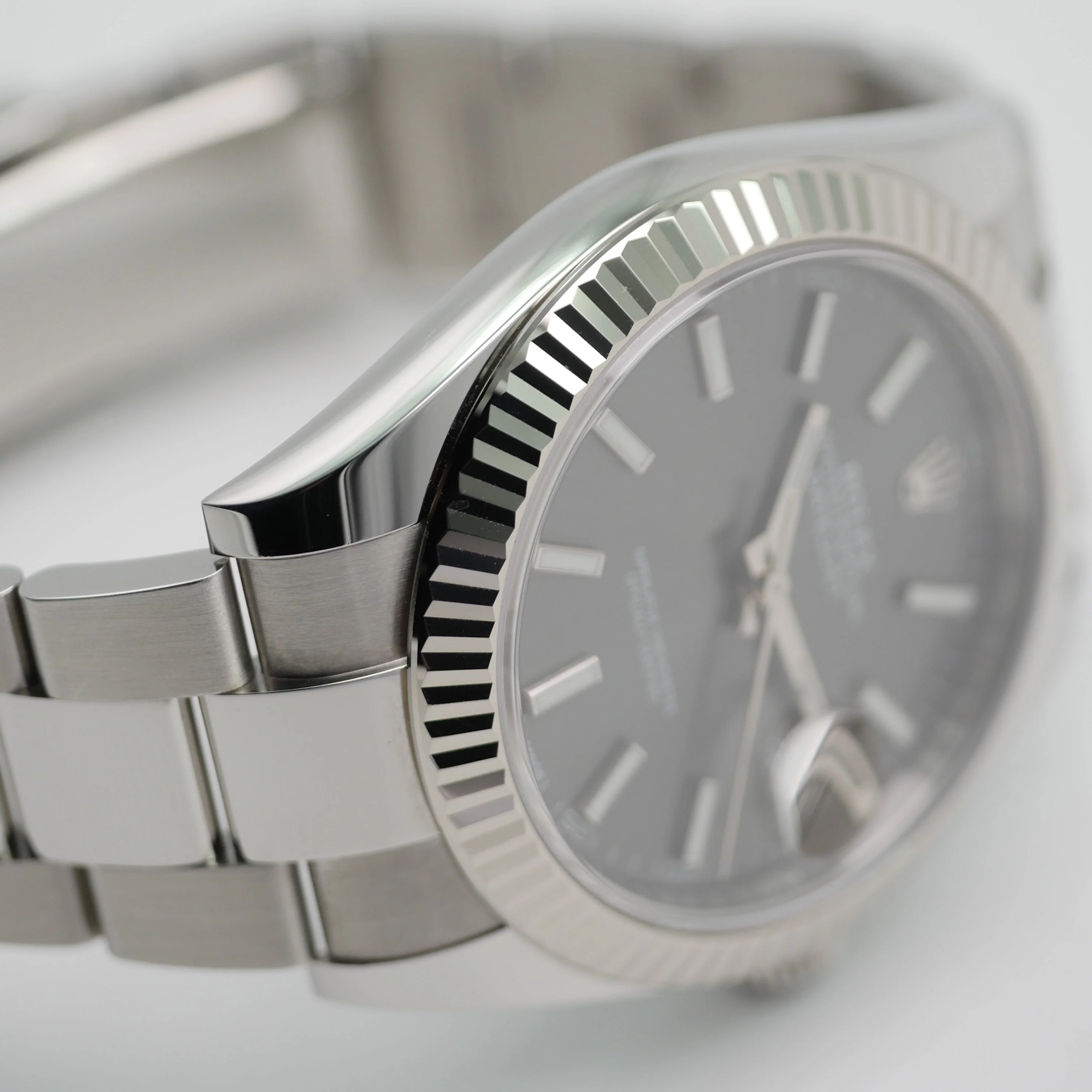 Rolex Datejust 41 – Ref. 126334, Sehr gut – 8/8