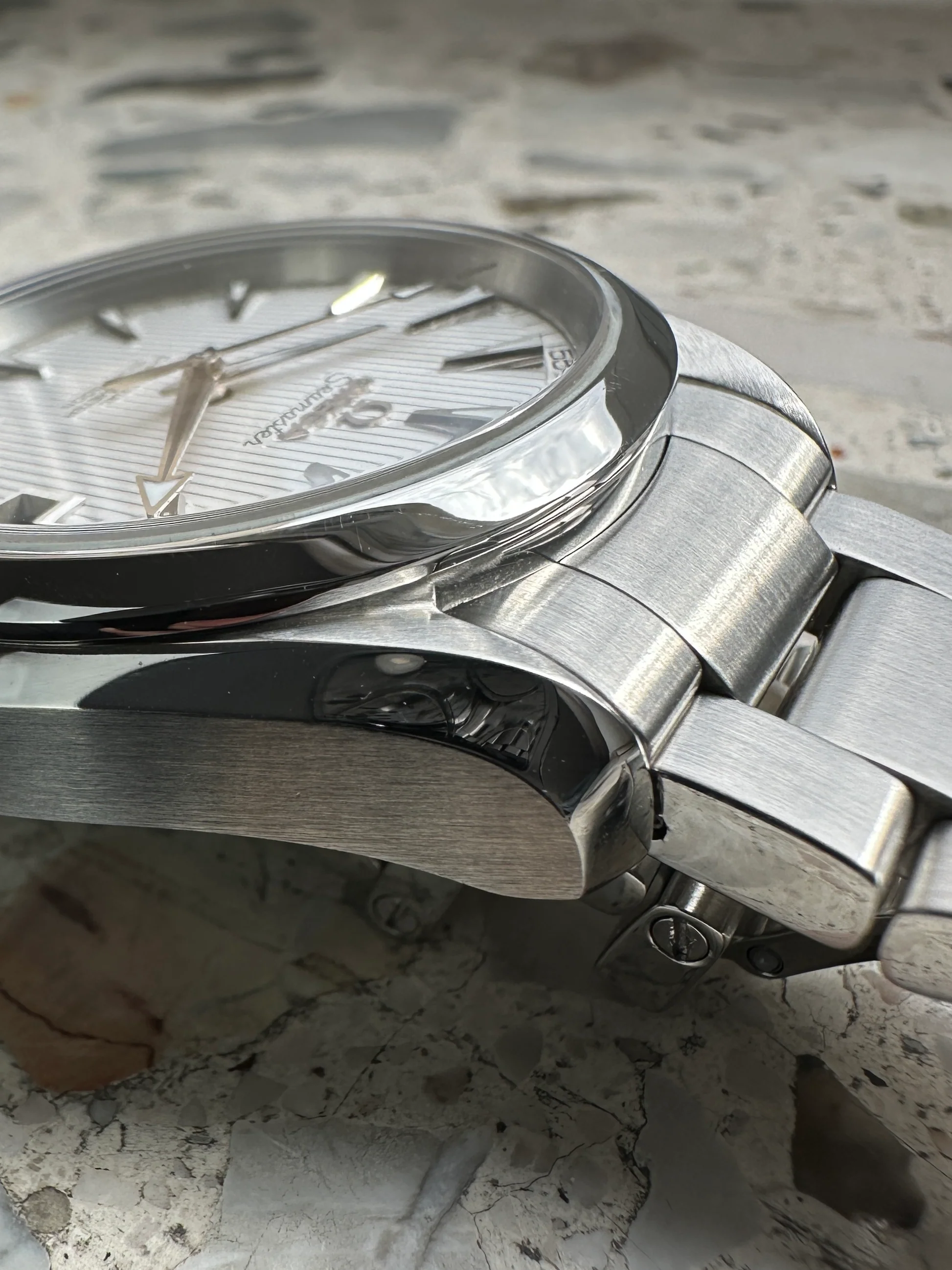 Omega Aqua Terra – Ref. 231.10.39.21.02.001, Gut – 3/14