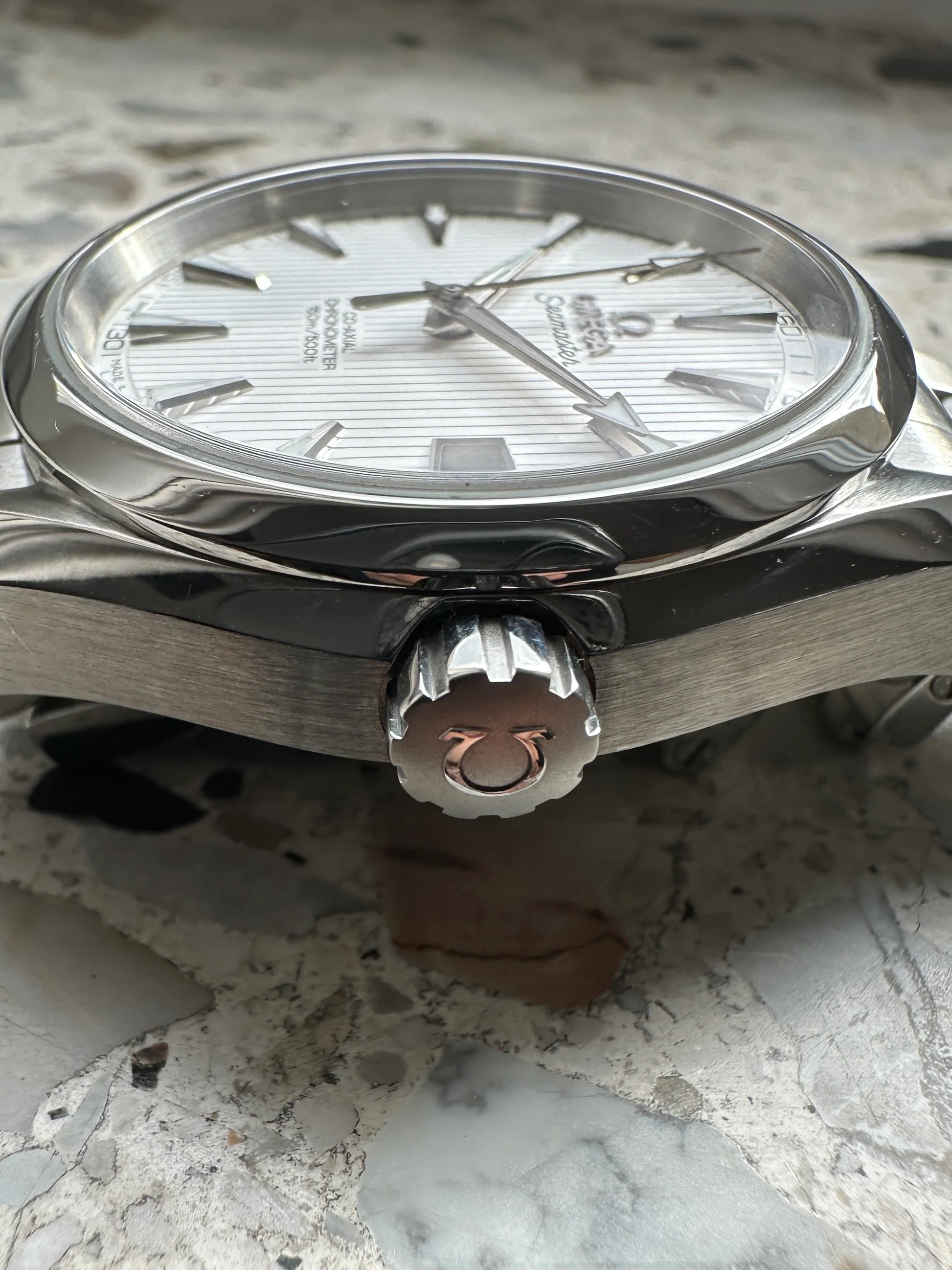 Omega Aqua Terra – Ref. 231.10.39.21.02.001, Gut – 7/14