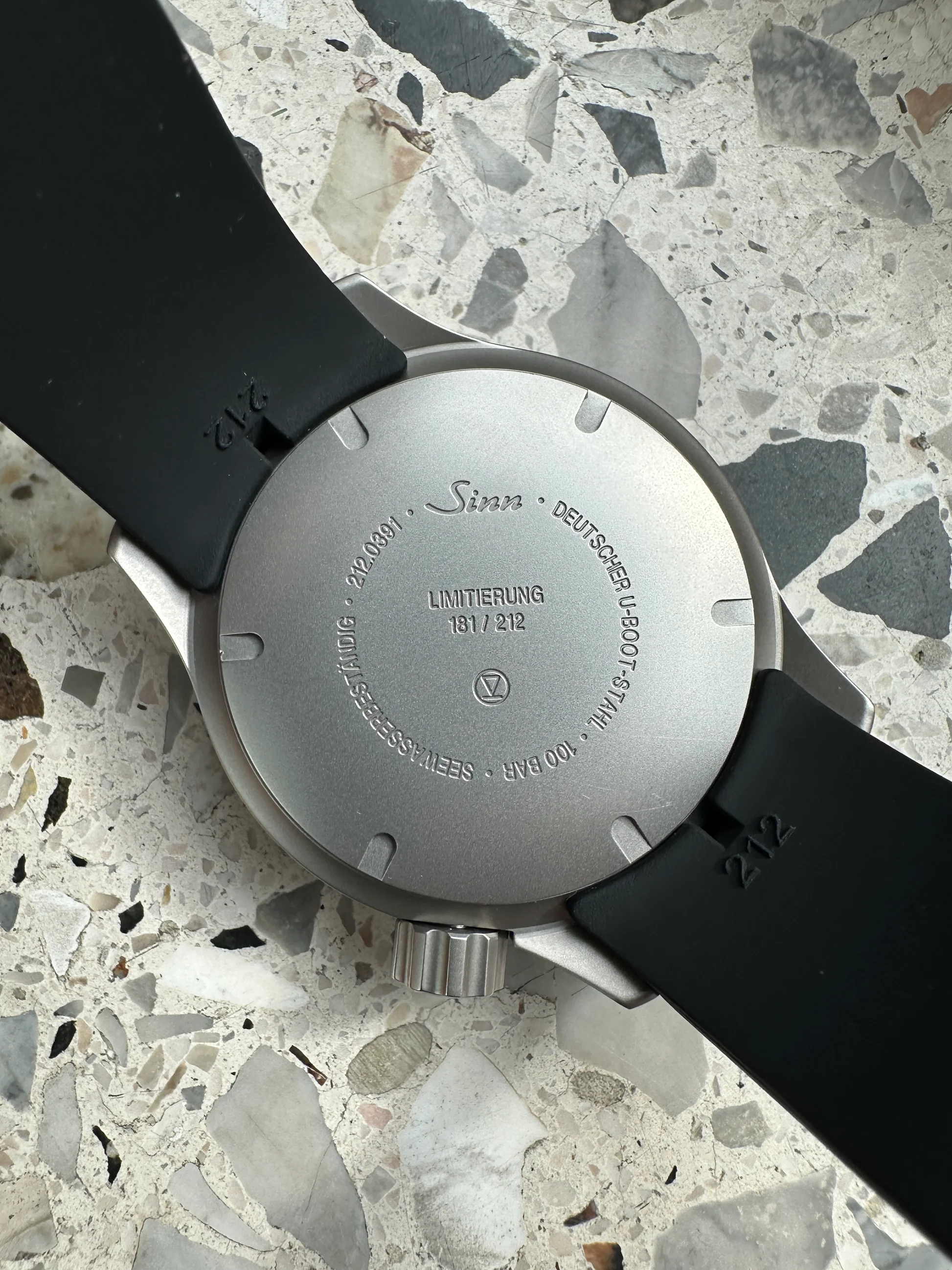 Sinn U212 (Serviced & Full Set) Limitiert auf 212 – Ref. U212, Gut – 10/14