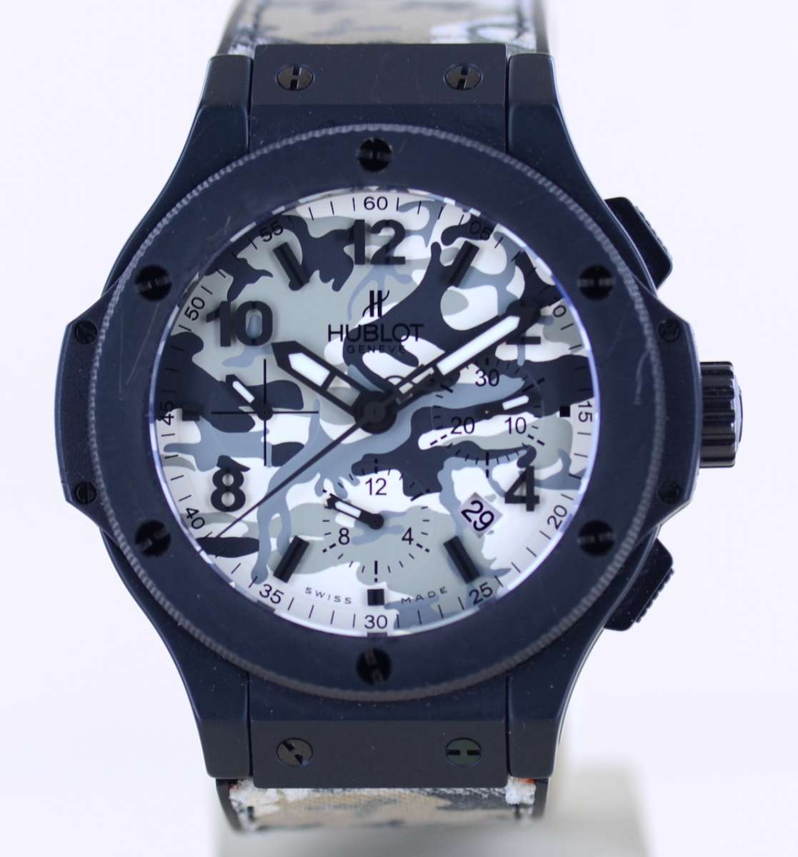 Hublot Big Bang – Ref. 301.CI.8810.NR, Sehr gut