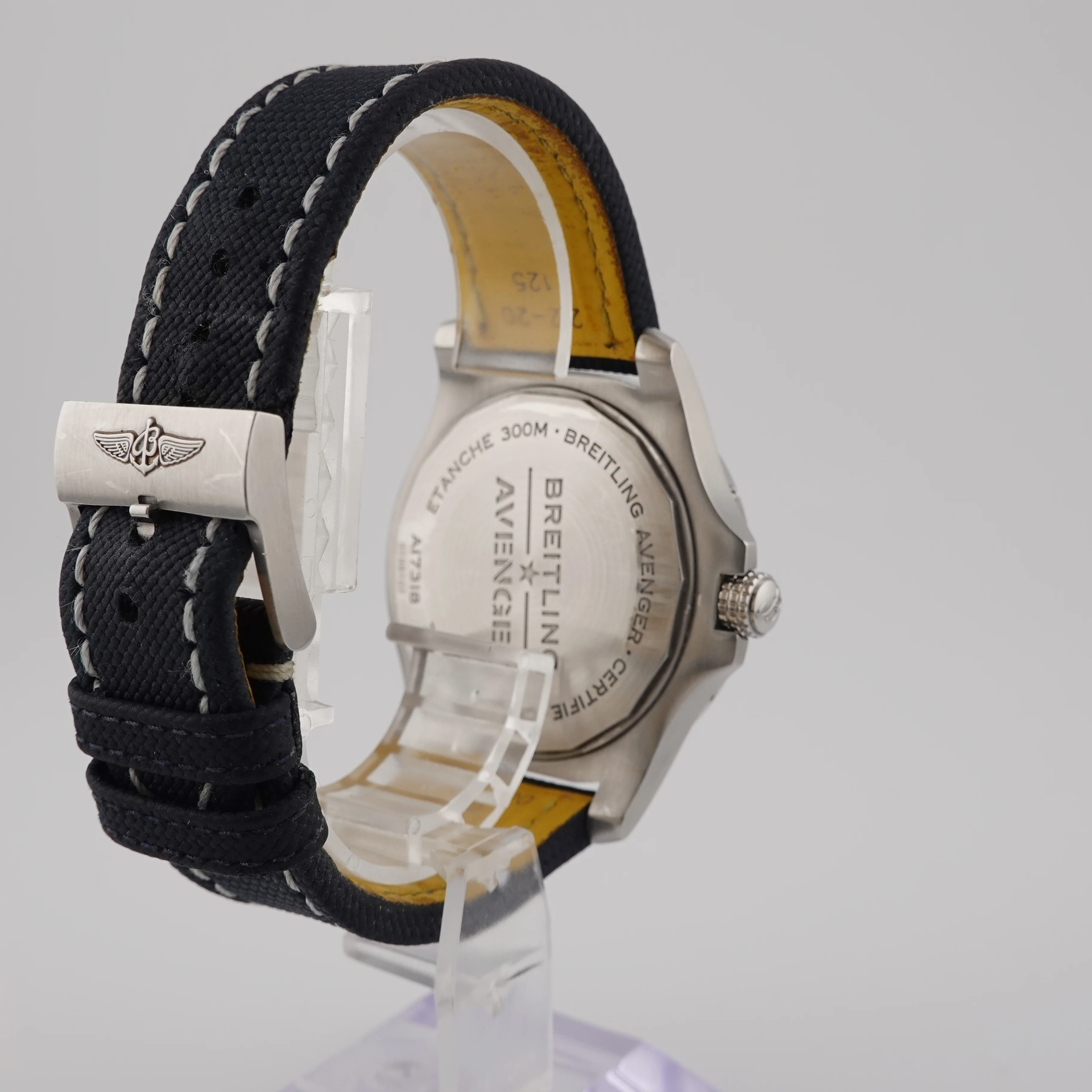 Breitling Avenger – Ref. A17318, Sehr gut – 7/7