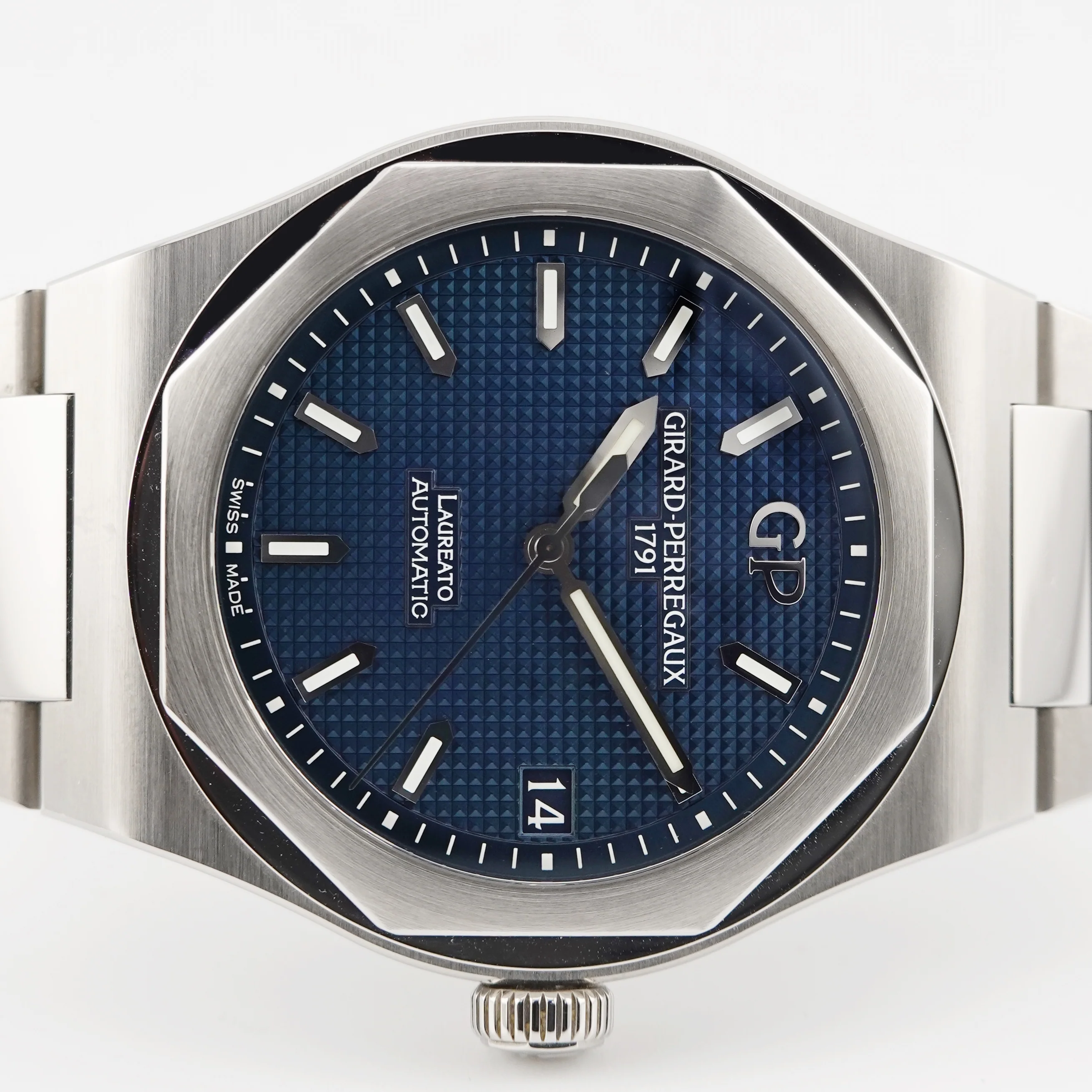 Girard Perregaux Laureato – Ref. 81010-11-431-11A, Sehr gut – 4/8