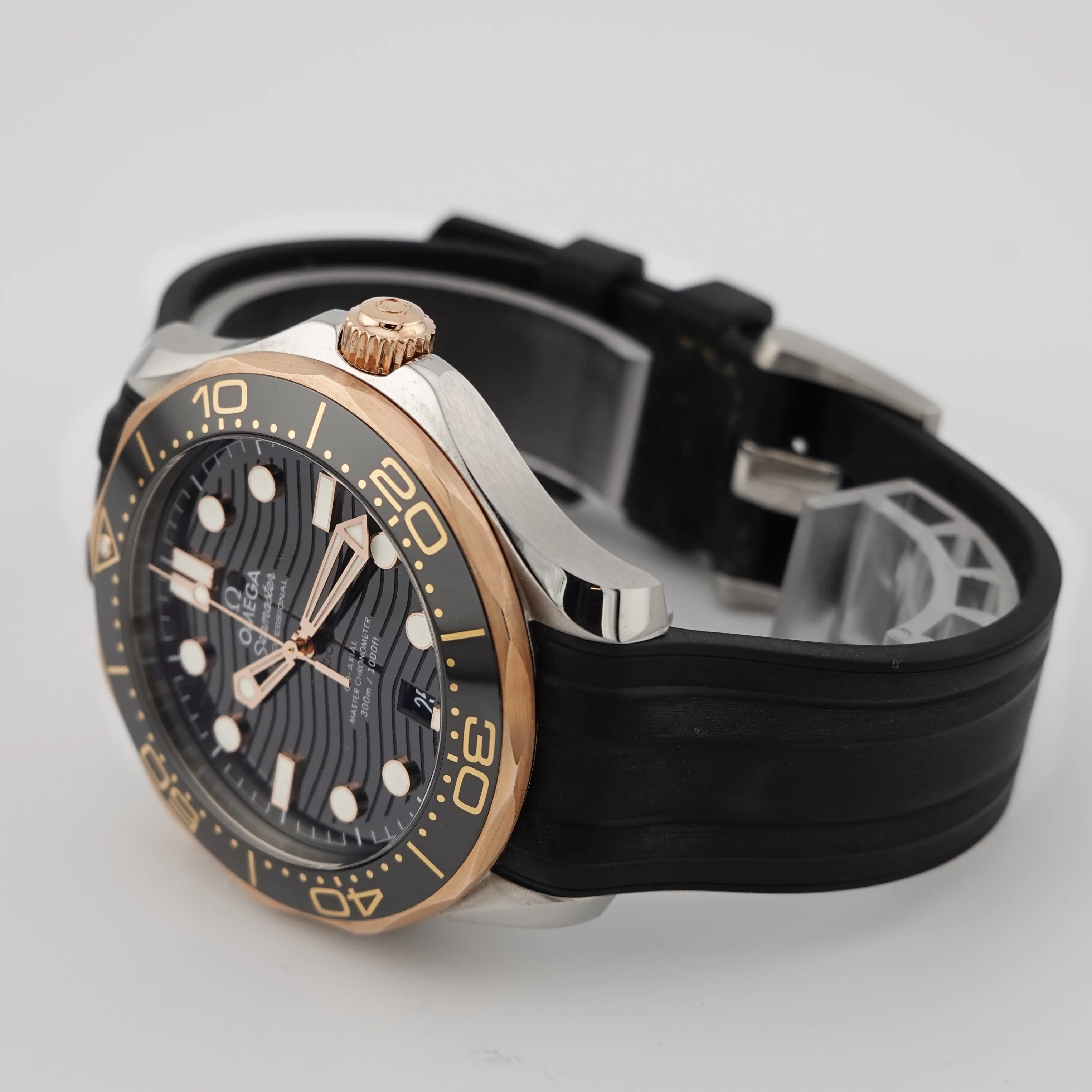 Omega Seamaster Diver 300M – Ref. 210.22.42.20.01.002, Sehr gut – 8/8